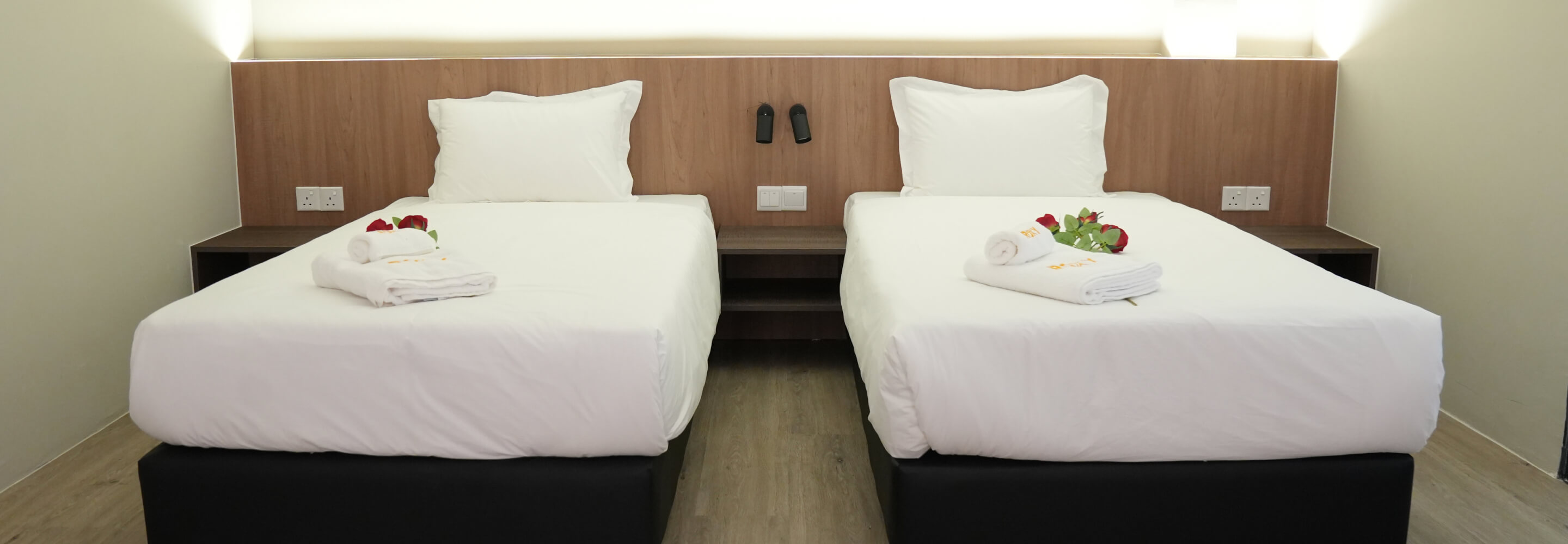 Roxy Aiman Rooms
