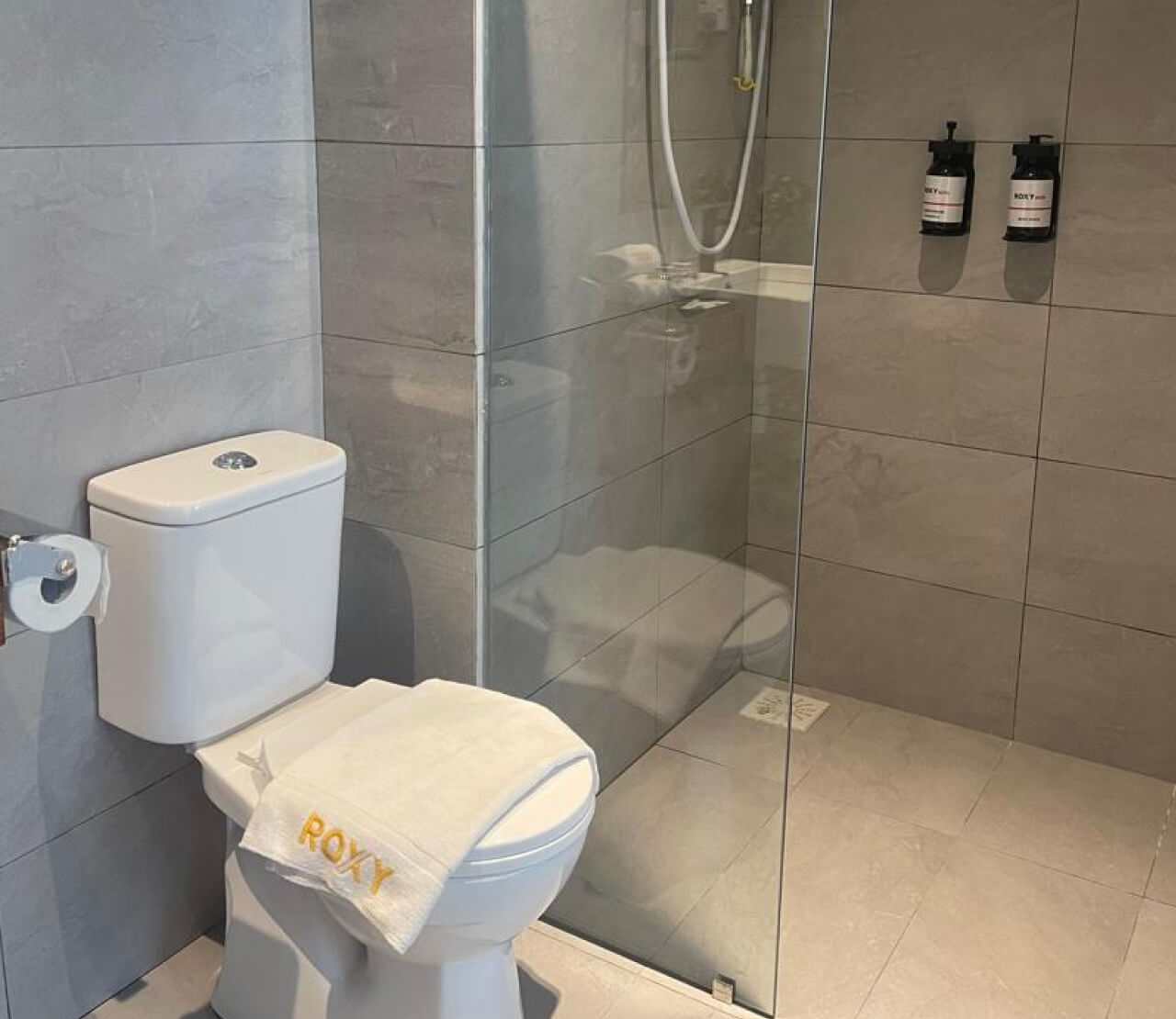 Superior Single (Window)