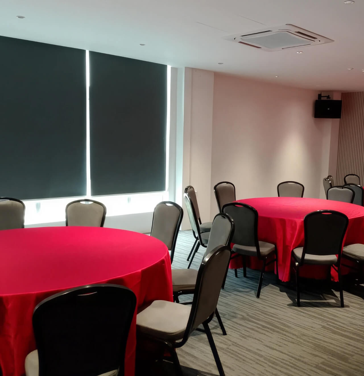 Roxy Selangau Meeting Room