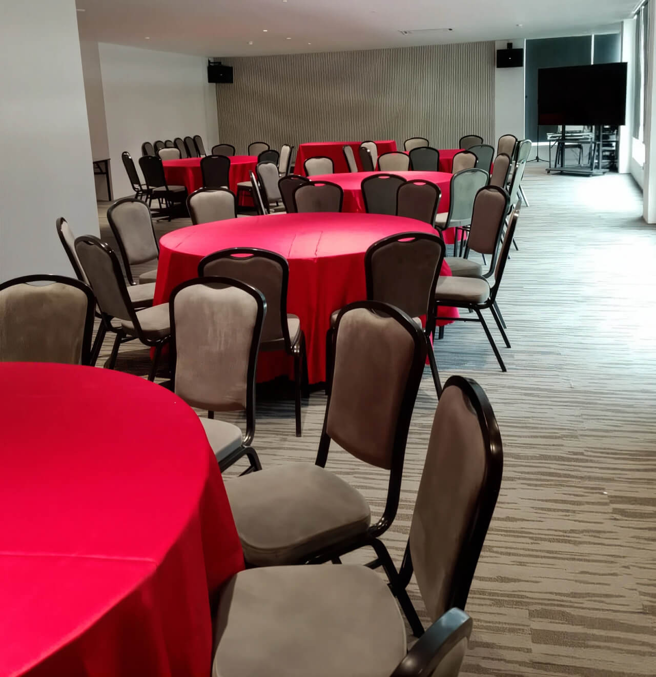 Roxy Selangau Meeting Room