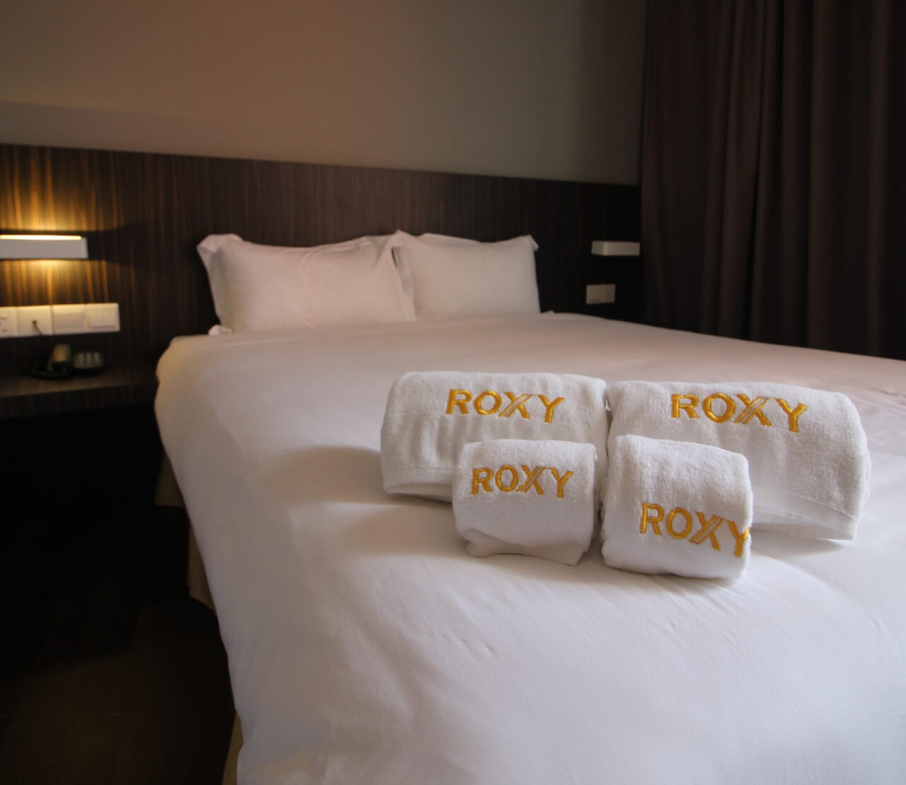 Deluxe 2 Queen Room