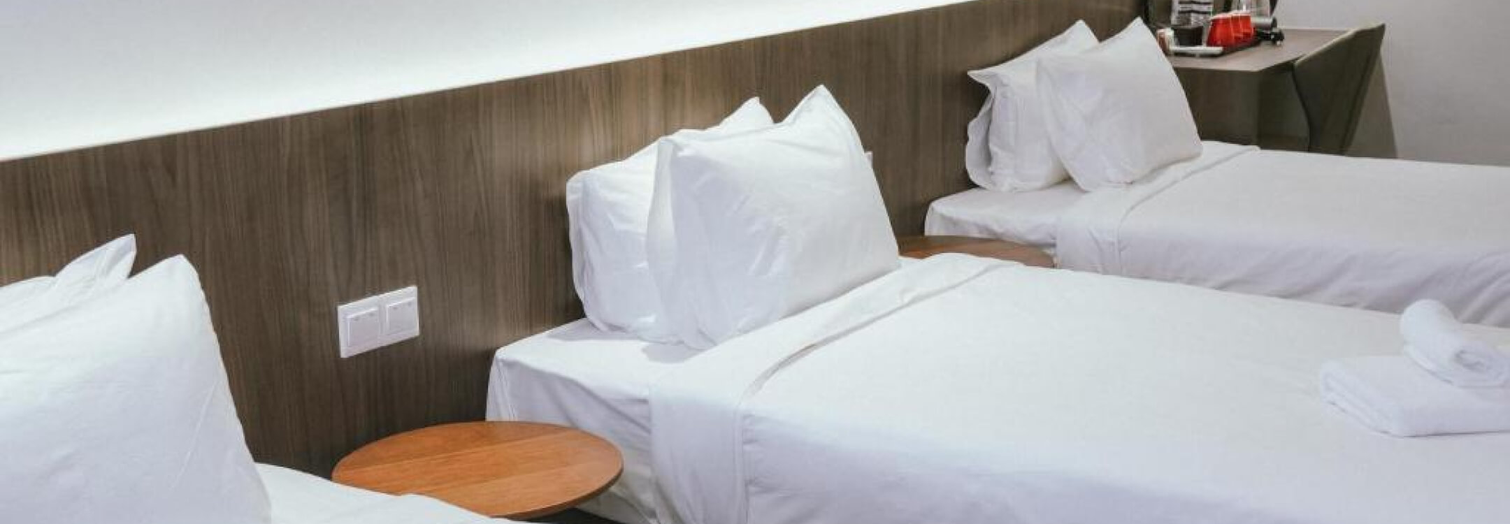 Roxy Siniawan Rooms