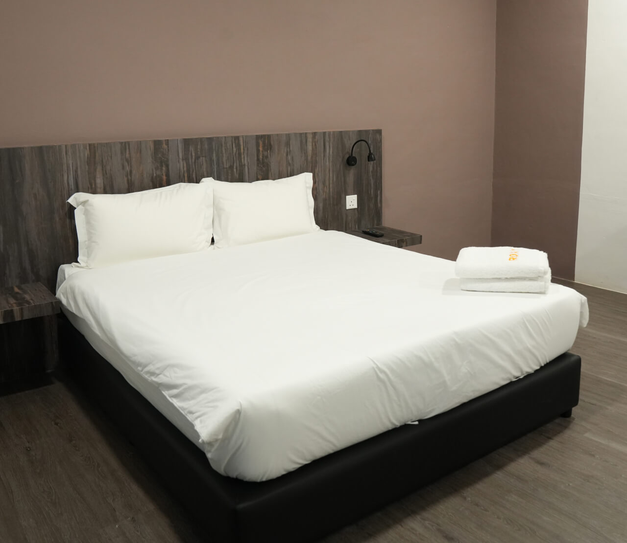 Standard Queen (Block A) (No Window)