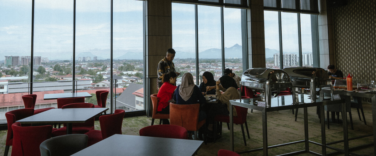Cha Cha Moon Restaurant — Roxy Hotel 3rd Mile, Kuching